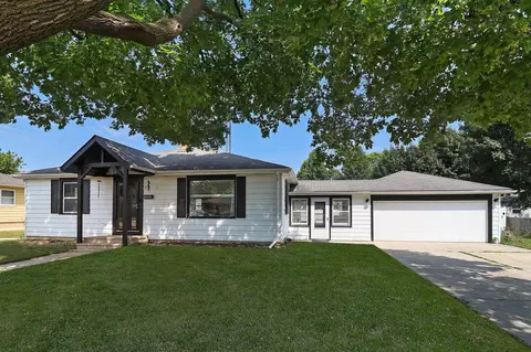 7715 33rd, Kenosha, WI 53142