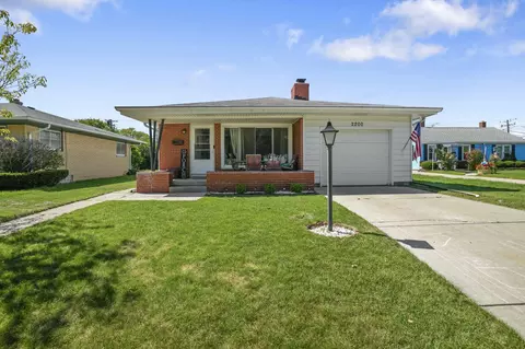 2200 Monroe, Racine, WI 53405