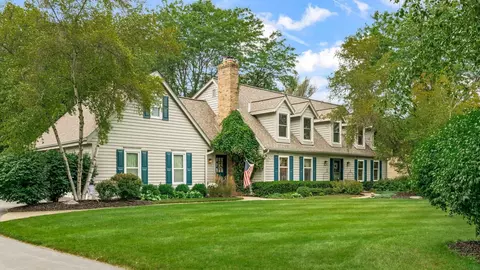 2345 Buckingham, Brookfield, WI 53045