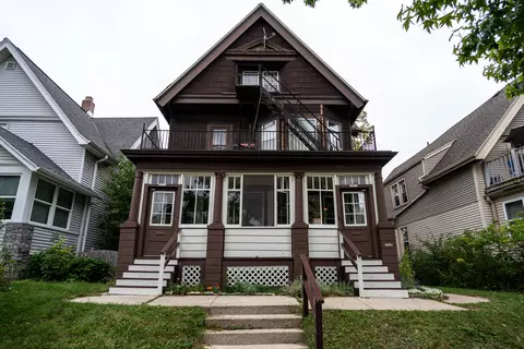 2952 N Newhall #2954, Milwaukee, WI 53211