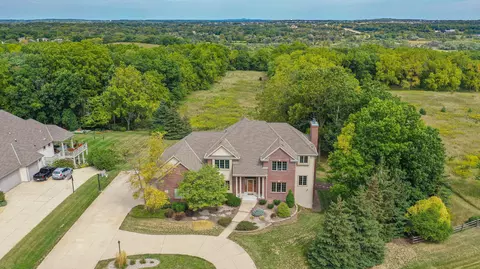 n38w28782 Middlefield, Delafield, WI 53072
