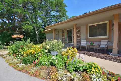 4941 S Imperial, Greenfield, WI 53220