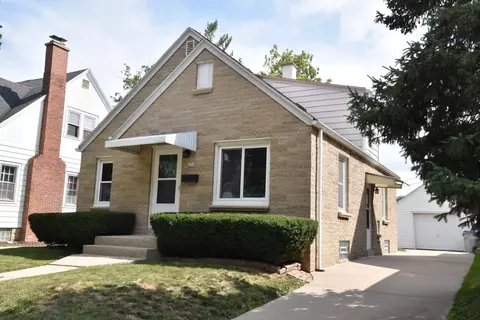 206 N 77th, Milwaukee, WI 53213