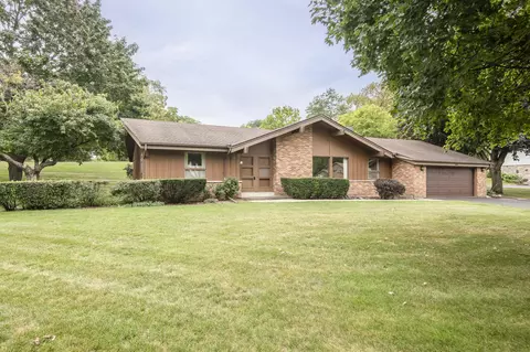 18105 Harvest, Brookfield, WI 53045