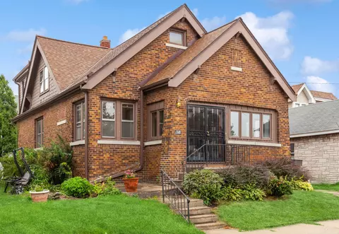 1318 S 49th, West Milwaukee, WI 53214