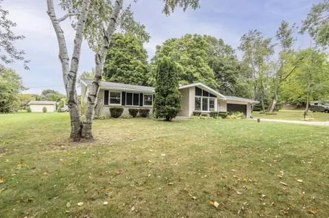 w220s7385 Crowbar, Muskego, WI 53150