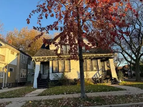 2800-2802 W Melvina, Milwaukee, WI 53216
