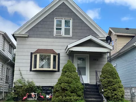 2862 S 11th, Milwaukee, WI 53215