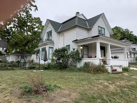 202 Randall, Waukesha, WI 53188