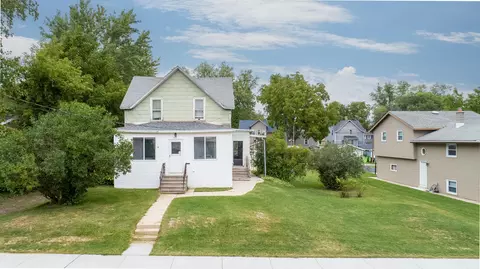 440 Maple, Hartford, WI 53027