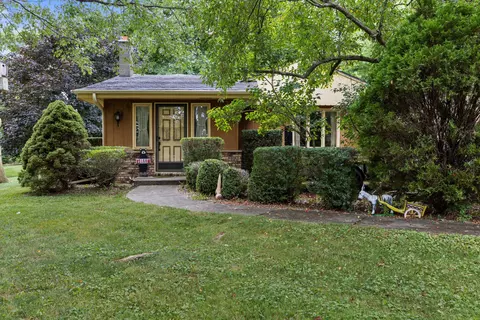 9820 37th, Pleasant Prairie, WI 53158