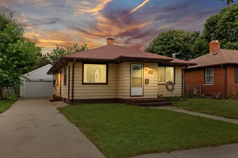 7616 30th, Kenosha, WI 53142