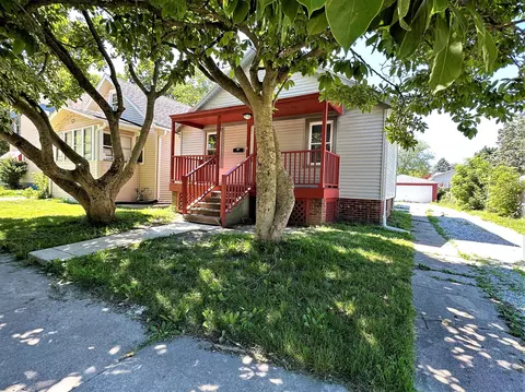 1016 Birch, Racine, WI 53403