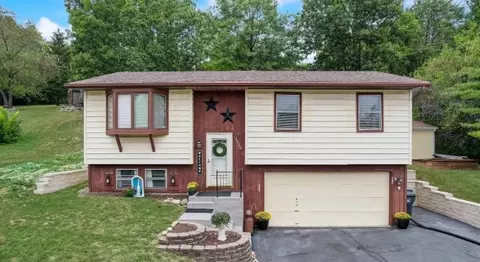 2120 Kensington, Waukesha, WI 53188