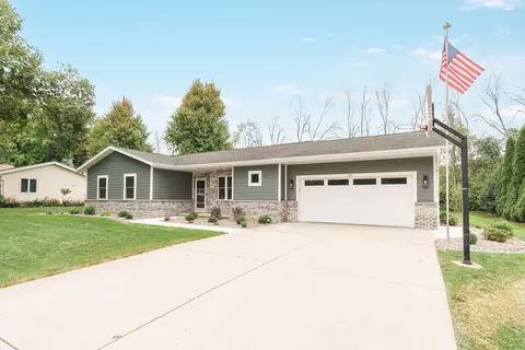 722 Forest, Mayville, WI 53050