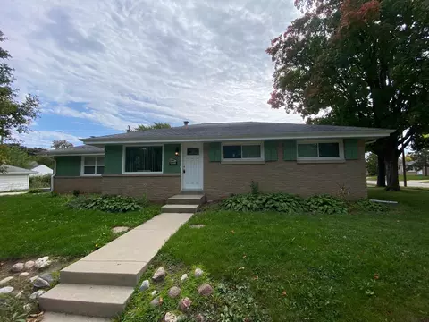 8035 W Warnimont, Milwaukee, WI 53220