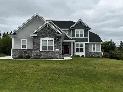 11611 W Heather, Milwaukee, WI 53224
