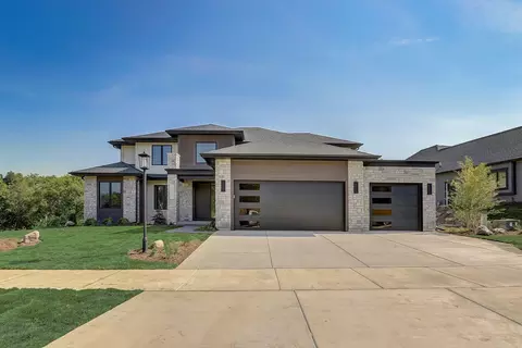 n55w25283 Crescent Hl, Sussex, WI 53089