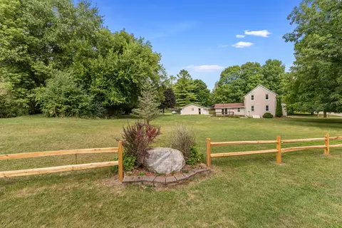 w655 Mill Road, Auburn, WI 53040
