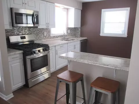 7854 W Herbert, Milwaukee, WI 53218