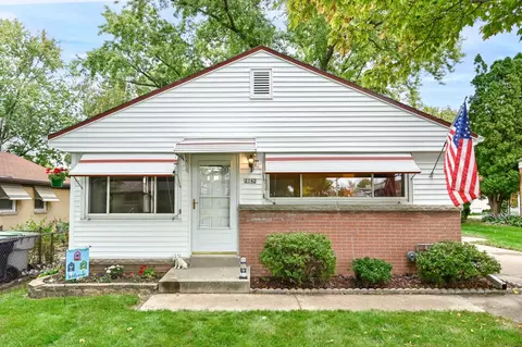 2742 S 55th, Milwaukee, WI 53219