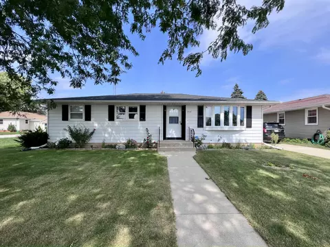2920 35th, Kenosha, WI 53140
