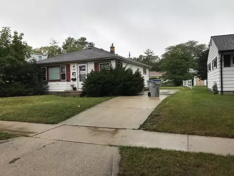 8132 W Kathryn, Milwaukee, WI 53218