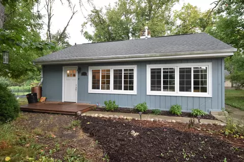 1115 River, Burlington, WI 53105