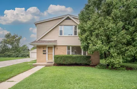 2014 Cardinal #2016, Waukesha, WI 53186
