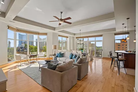 1313 N Franklin #601, Milwaukee, WI 53202