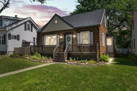 4170 S 1st, Milwaukee, WI 53207