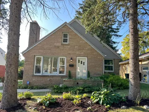 10602 W Woodward, Wauwatosa, WI 53222