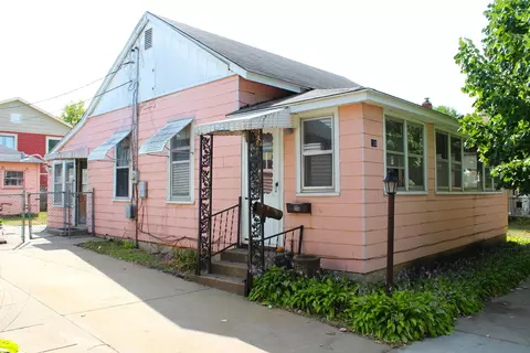 938 Hood, La Crosse, WI 54601