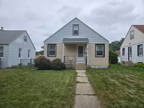 2340 S 72nd, West Allis, WI 53219