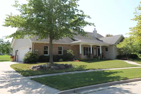 917 Appomattox, Burlington, WI 53105