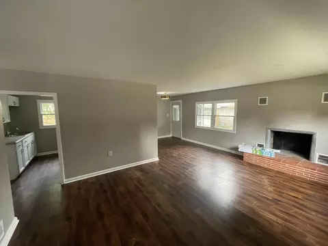 5720 N 93rd, Milwaukee, WI 53225