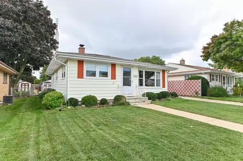 2109 24th, Kenosha, WI 53140