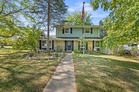 161 Wolf, Dousman, WI 53118