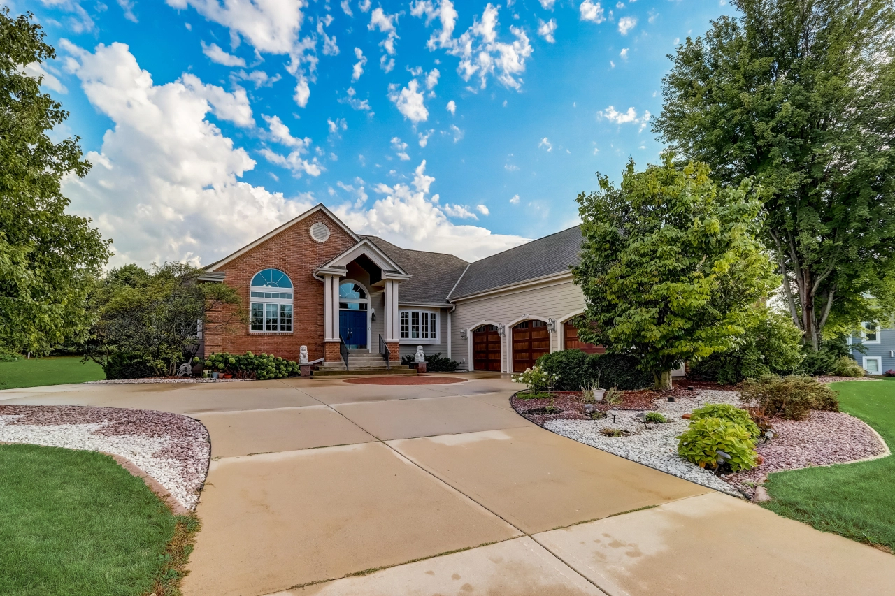 w251s5204 Poppy Flds  