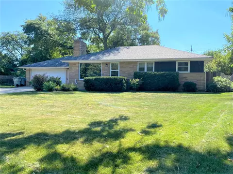 10177 W Grantosa, Milwaukee, WI 53222