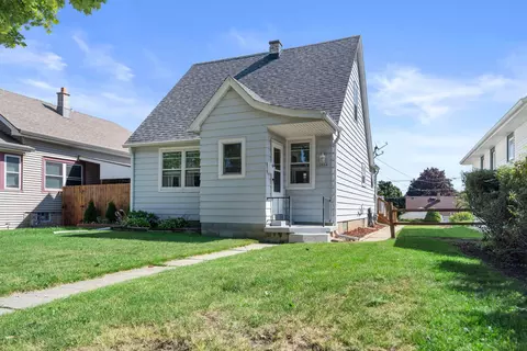 2664 S 67th, Milwaukee, WI 53219