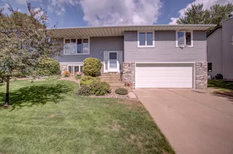 1933 Esther, Onalaska, WI 54650