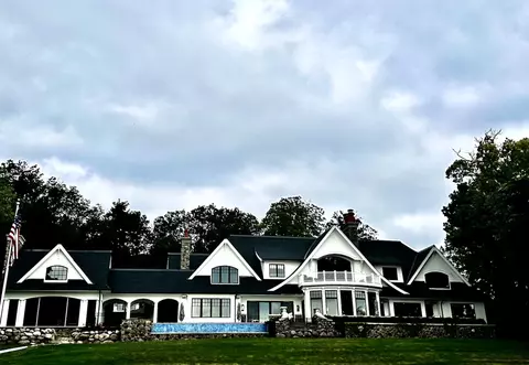 999 Snake, Lake Geneva, WI 53147