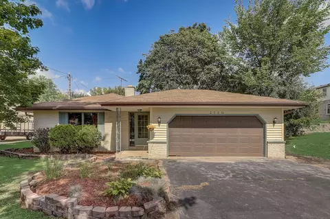 3120 W Bottsford, Greenfield, WI 53221