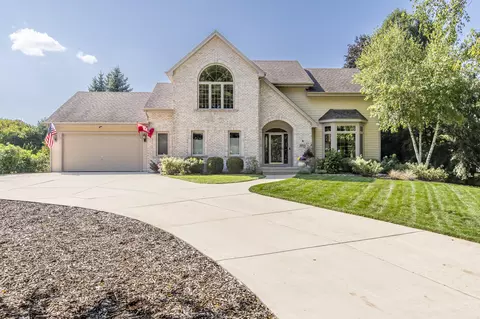5711 S 92nd, Hales Corners, WI 53130