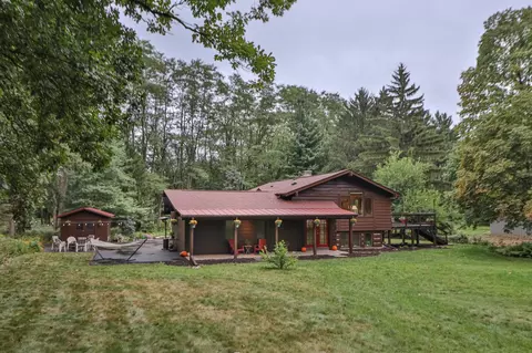 n56w30804 County Road K, Merton, WI 53029