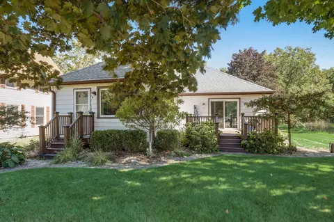 n76w31304 County Road Vv, Merton, WI 53029