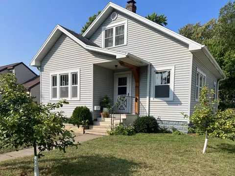 1912 14th, La Crosse, WI 54601