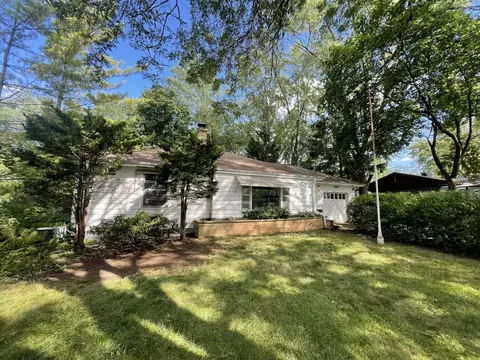 140 Leanore, Brookfield, WI 53005