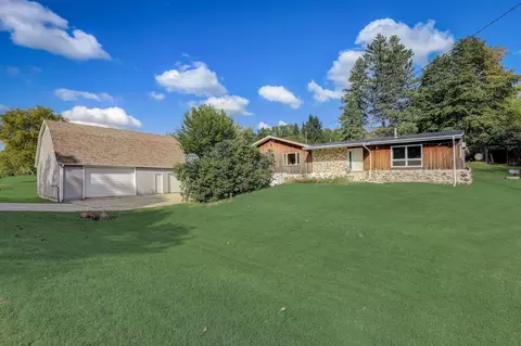 n505 County Road S, Auburn, WI 53040